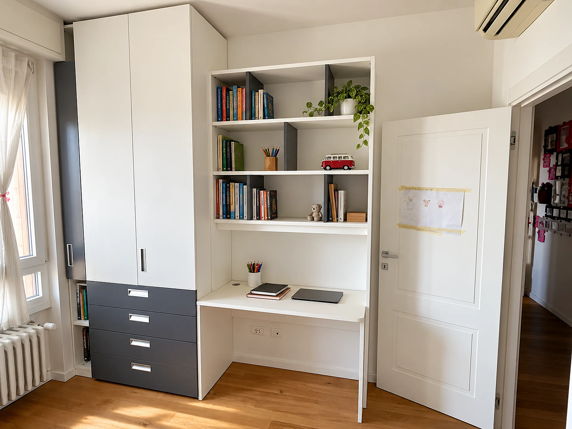 letto-armadio-libreria-e-passaggi-liberi